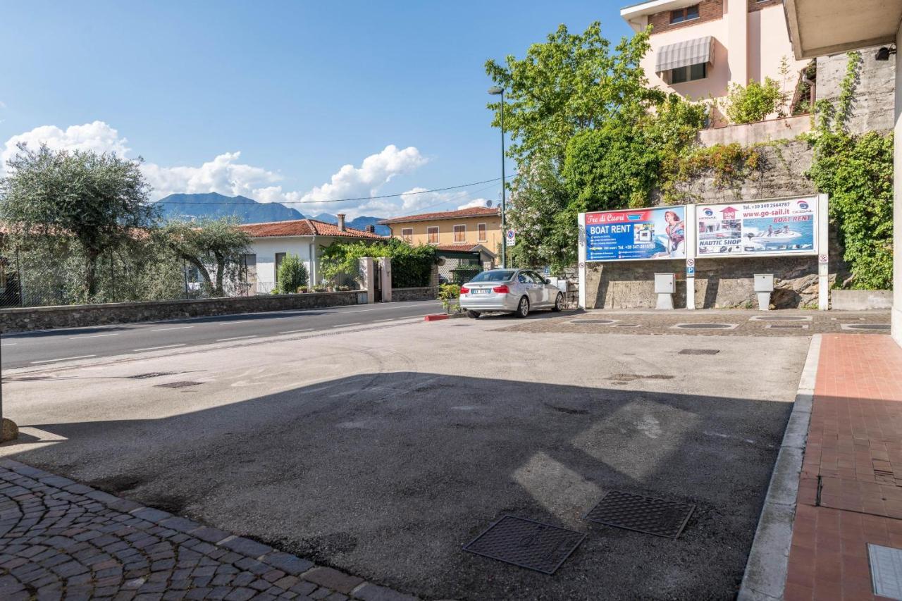 Lake View With Aircon - 5 Minutes From The Beach! Brenzone sul Garda Exterior foto