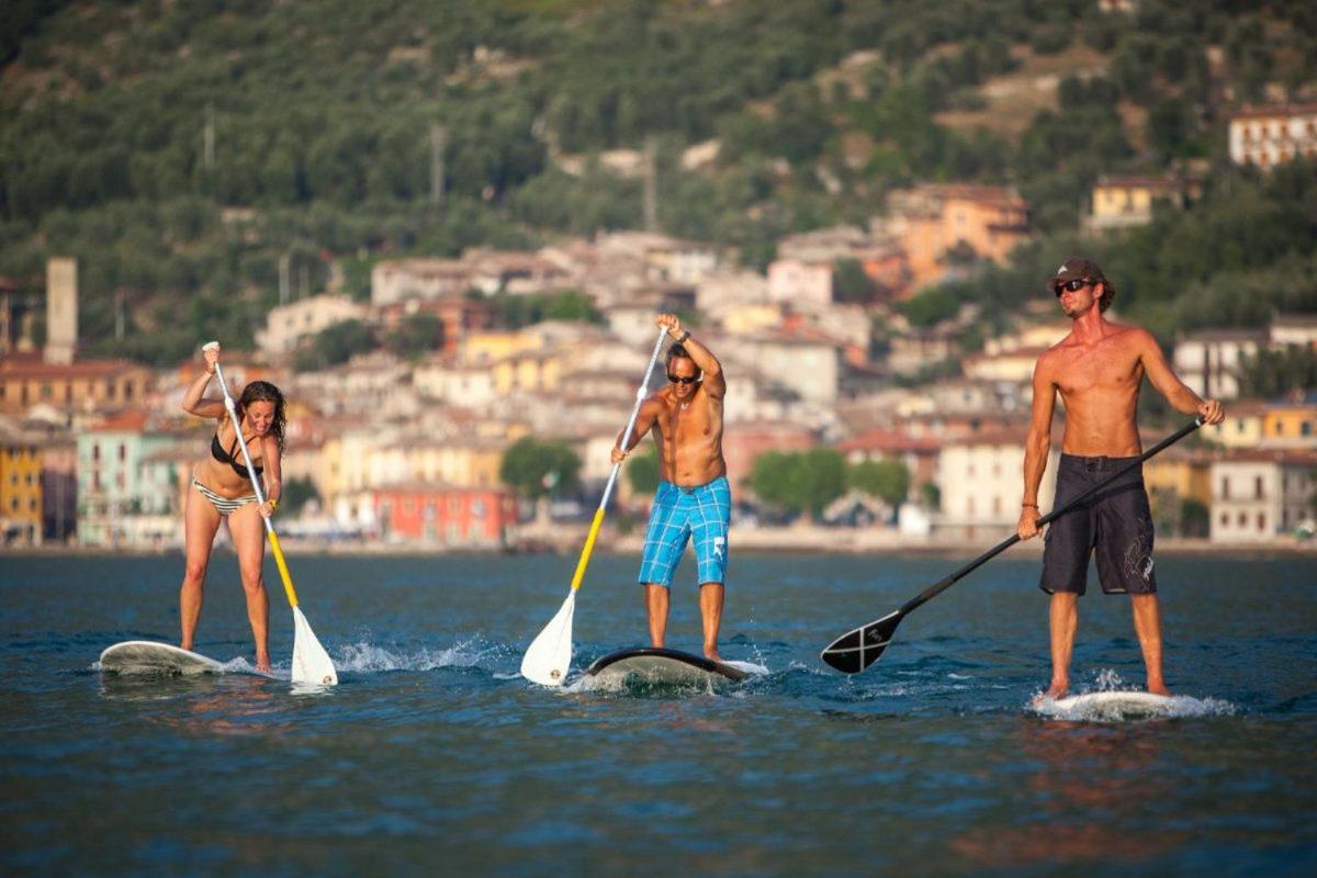 Lake View With Aircon - 5 Minutes From The Beach! Brenzone sul Garda Exterior foto
