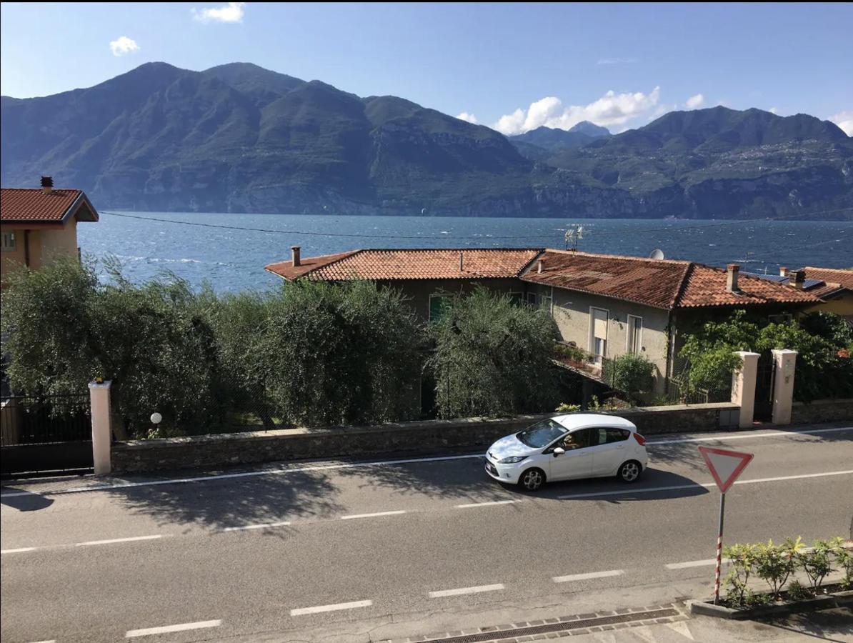 Lake View With Aircon - 5 Minutes From The Beach! Brenzone sul Garda Exterior foto