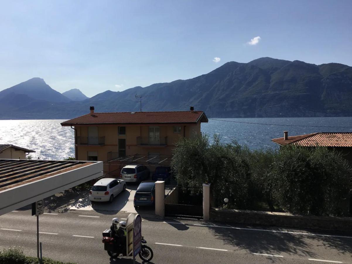 Lake View With Aircon - 5 Minutes From The Beach! Brenzone sul Garda Exterior foto